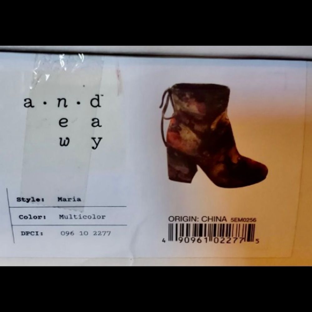 A NEW DAY Target Maria Multicolored Block Sock Booties - Picture 9 of 9